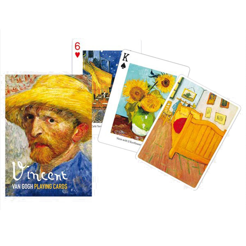 Piatnik joue au jeu de cartes